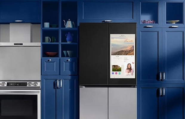 Холодильник от Samsung теперь имеет огромный 32-дюймовый дисплей