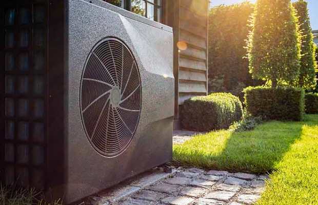 Heat pumps “indispensable” to cut emissions