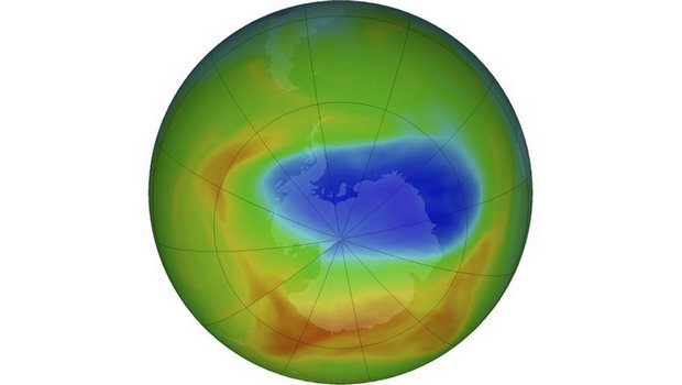 Озоновая дыра над Антарктидой уменьшилась до рекордного уровня за последние 37 лет