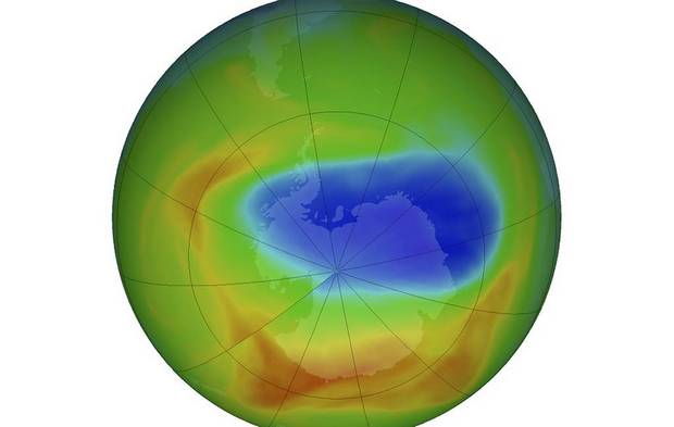 Озоновый слой полюсов Земли может разрушаться на 25% за сутки во время магнитных бурь