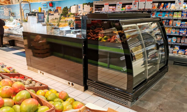 Supermarket in France chooses semi vertical PLUTON SPACE for its versatility